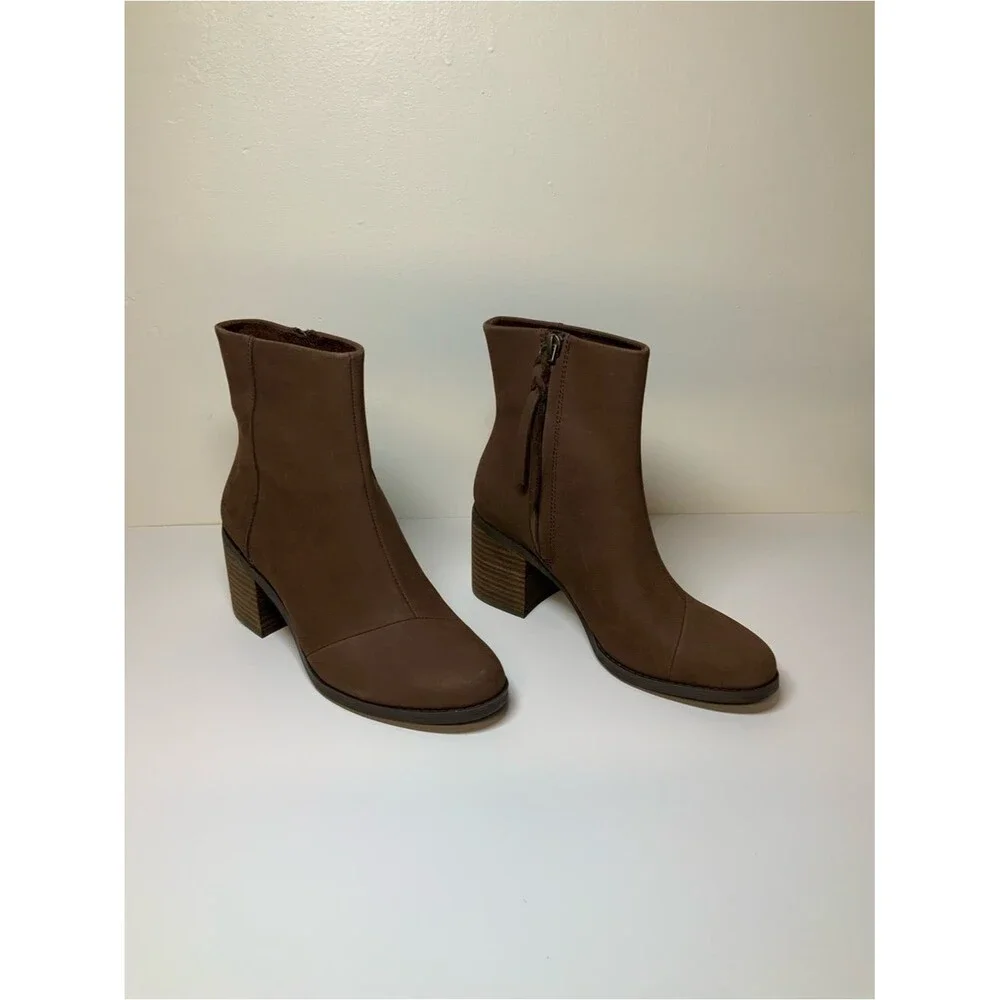 TOMS Evelyn Brown Leather Ankle Boots Women’s Size 6 NWT